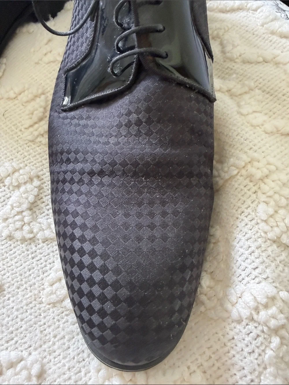 Louis Vuitton sleek louis